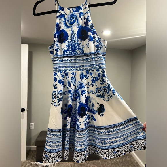 L’Atiste Blue & White Floral Mini Dress Size M - Picture 3 of 4